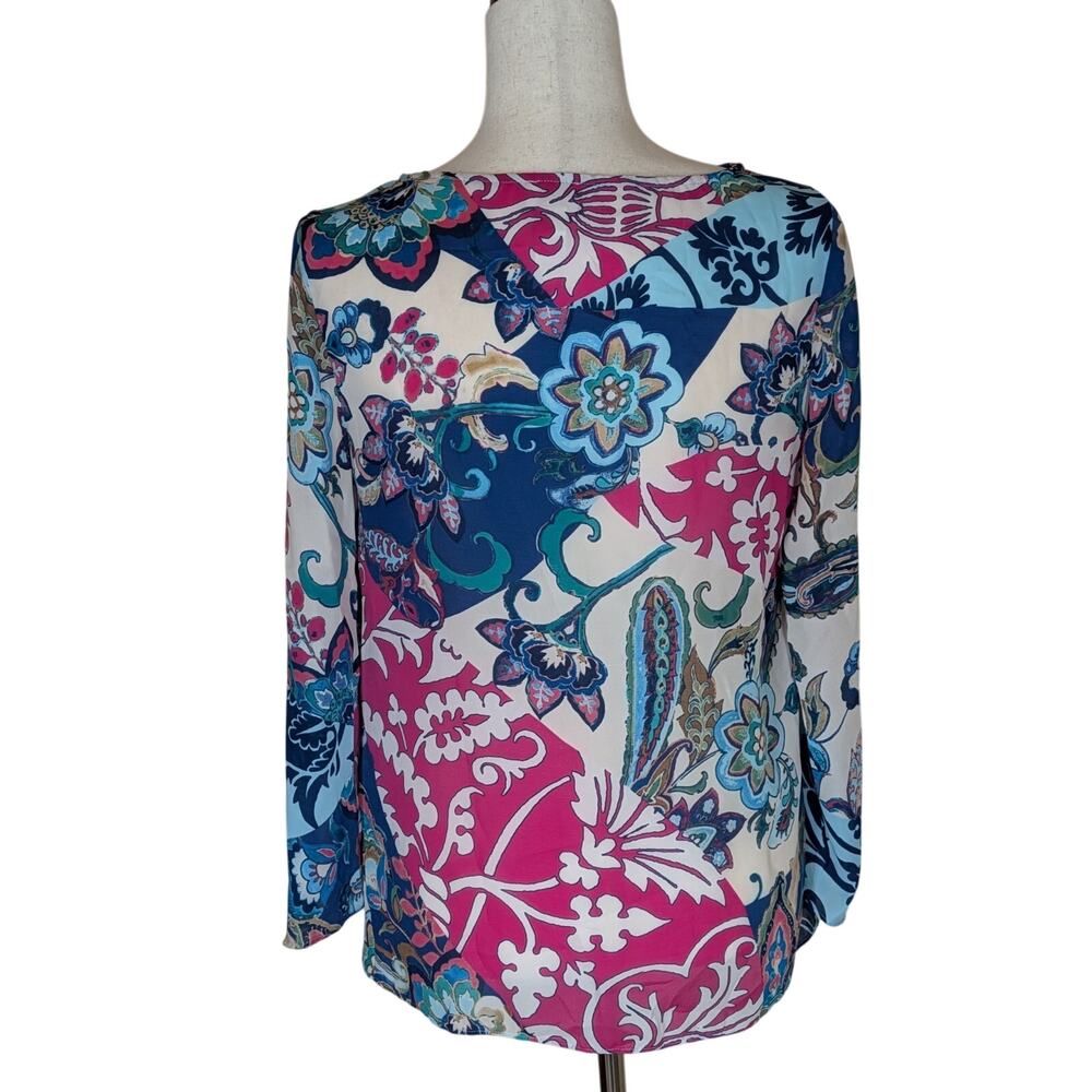 Chicos Womens Blouse Size 0 Small Blue Pink Floral Bell Sleeve Colorful - Picture 3 of 11